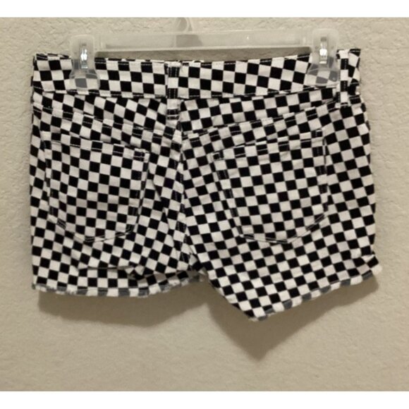 Arizona Jean Co. Women's Black & White Checkered Denim Shorts Size 3 - Picture 3 of 4